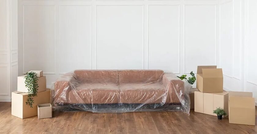 How Flat Clearance Services Help You Dispose of Unwanted Items Safely and Responsibly