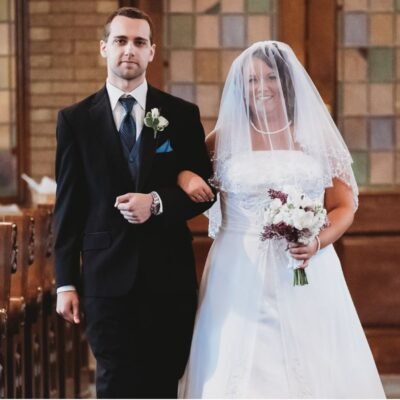 Why Candid Rochester Wedding Photography Outperforms Traditional Portraits