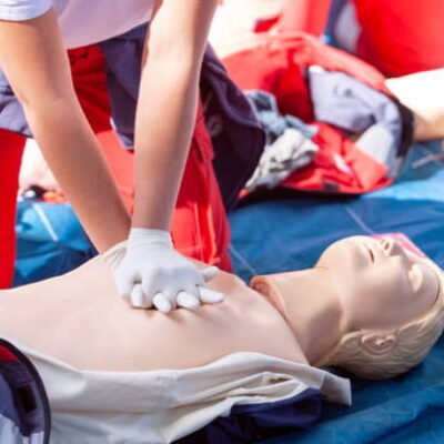 Why Enrolling In Advanced First Aid Courses In Sydney Empowers You With Critical Emergency Response Skills